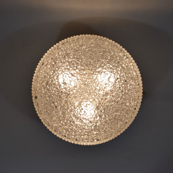 Plafonnier en verre à bulles par Staff 1960-70 prix IF Design Awards en 1964