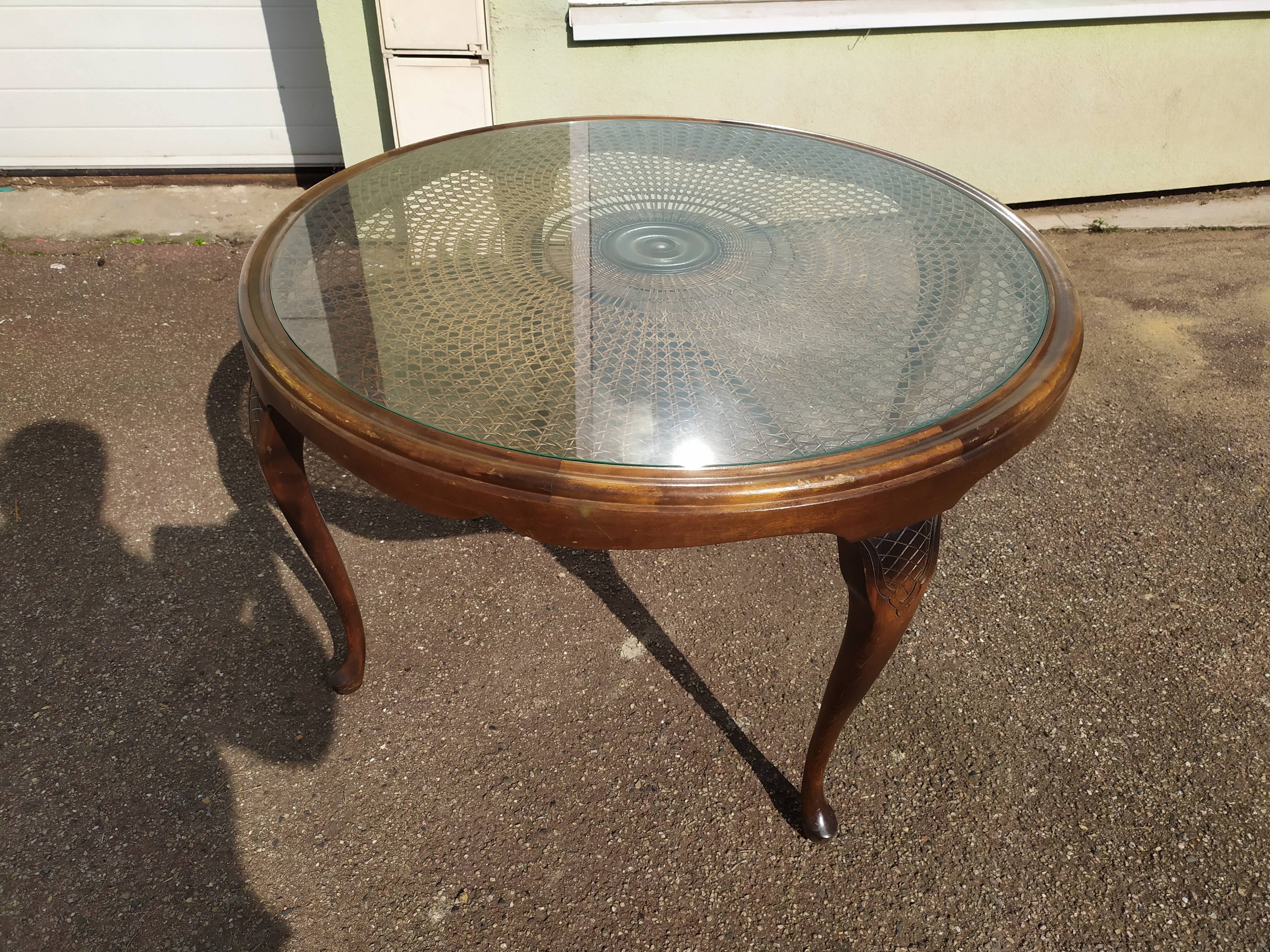 Chippendale Coffee Table in Wood, Canework and Glass - Round