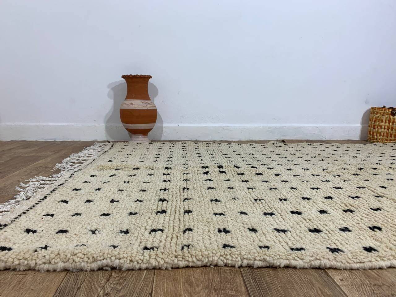 Handmade polka dot Berber rug 250 X 150 CM
