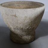 2 grandes jardinières avec 2 bases, dont une pouvant être utilisée comme