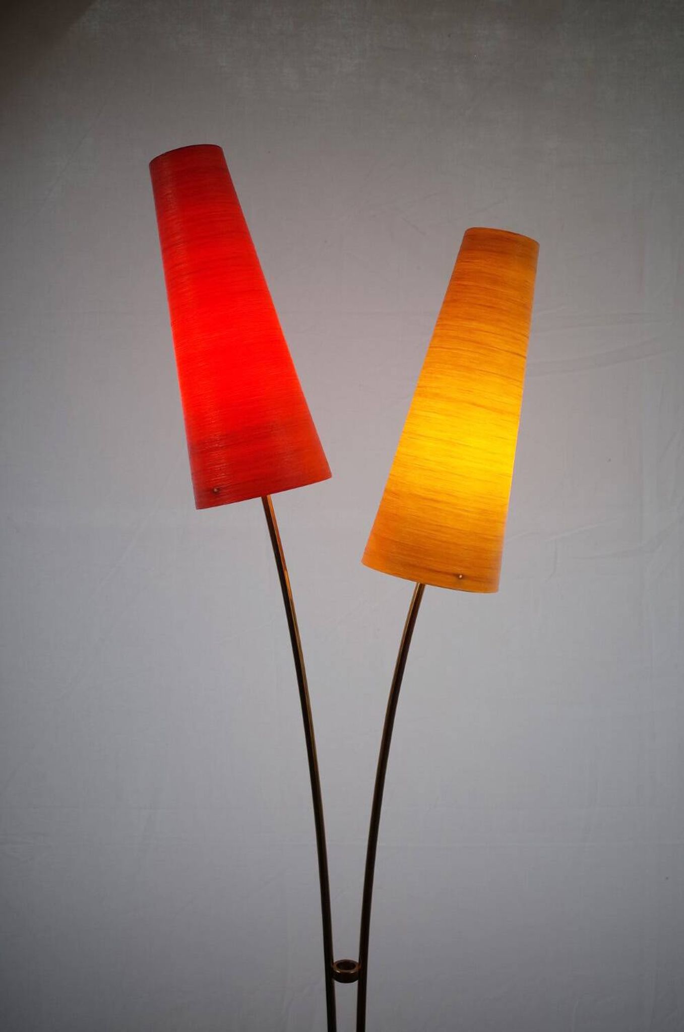 Vintage Stehlampe Cosack en fibre de verre Messing