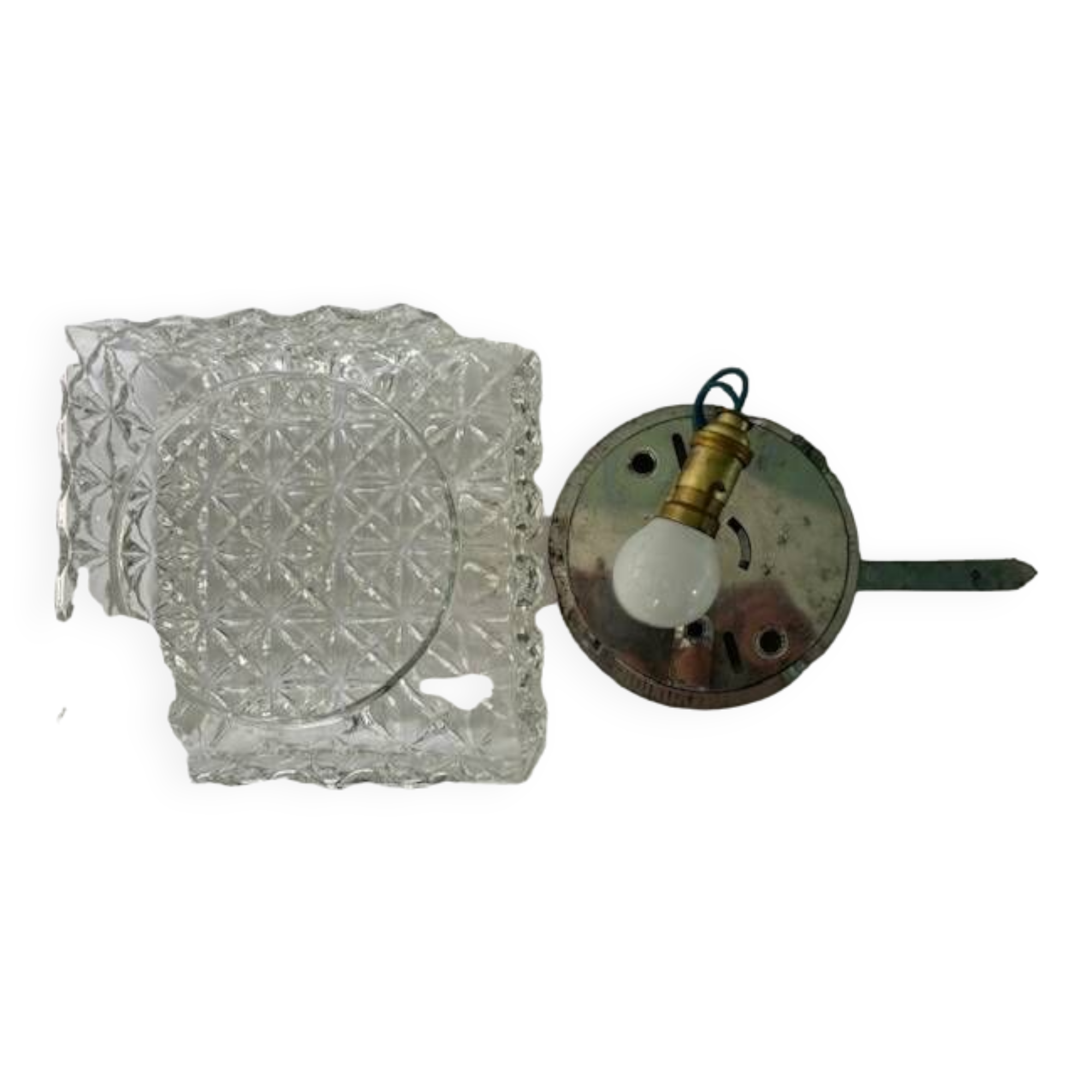 Square porthole ceiling light in chiseled glass from the 60s-70s