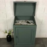 Old jam or extra furniture