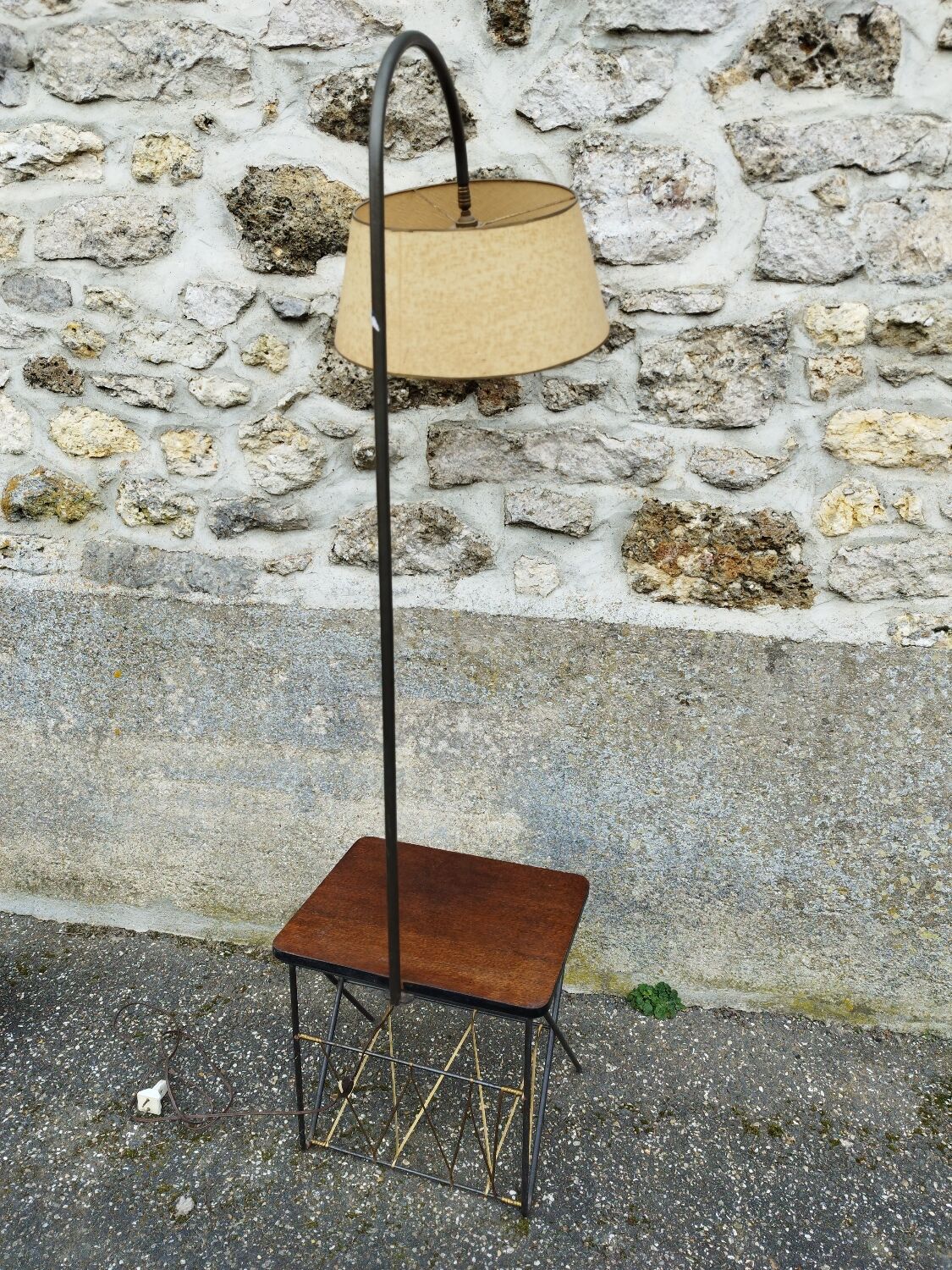 Vintage magazine rack lamp