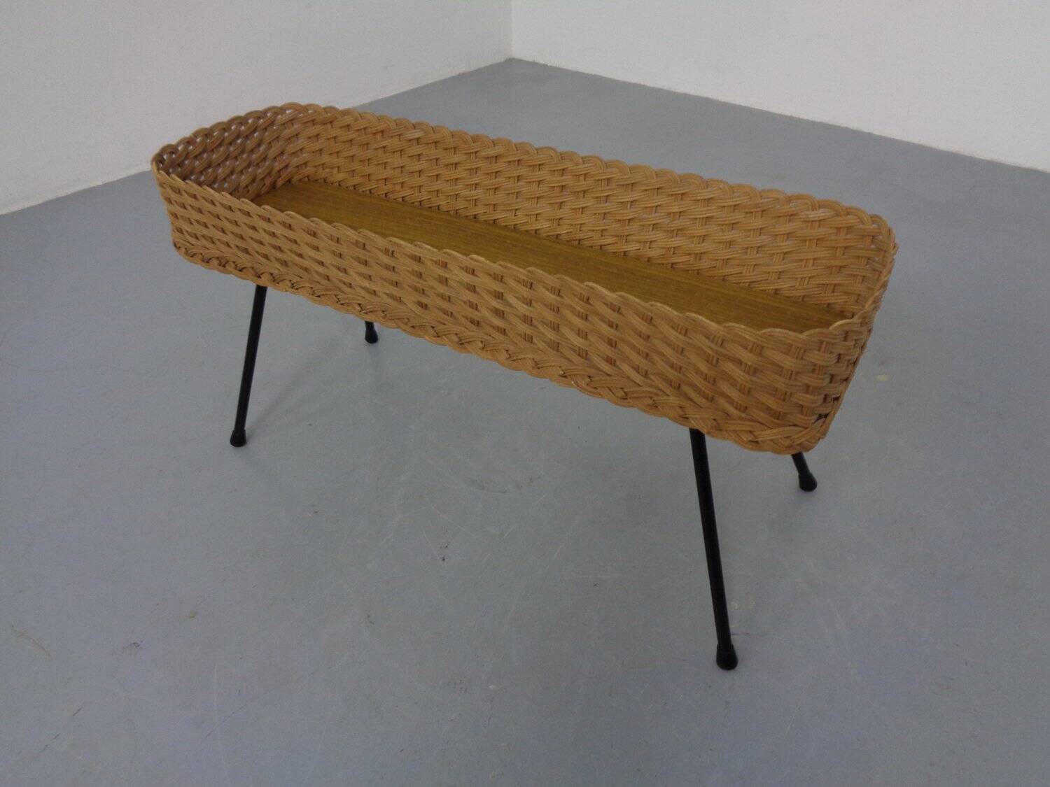 Large German flower planter in rattan and steel, 1950s