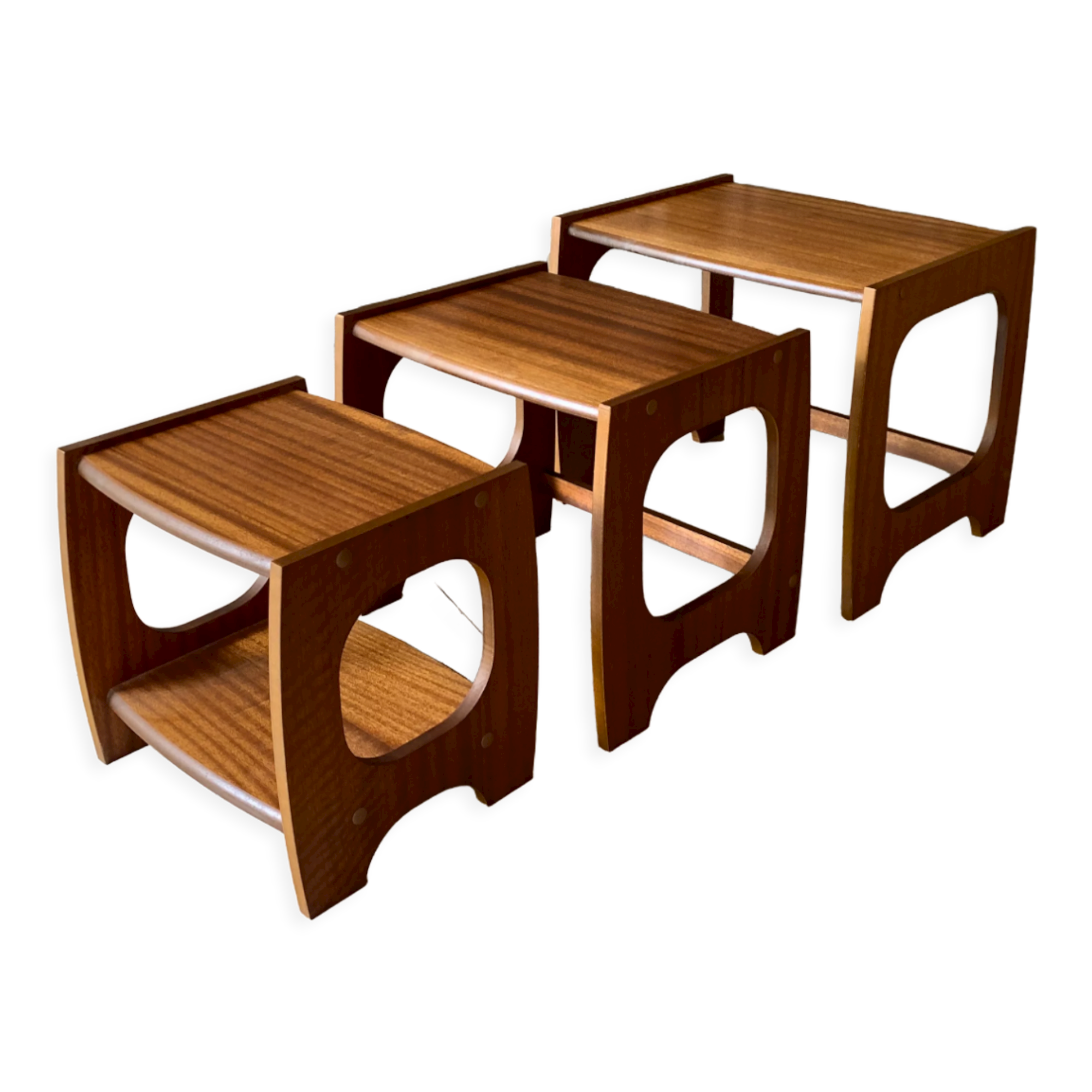 Christmas Pop-up 2022 -ENGLISH NESTING TABLES 60 #15