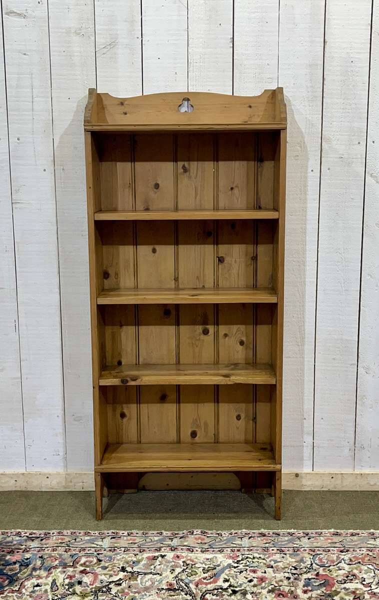 Etagère en sapin anglaise début XXème