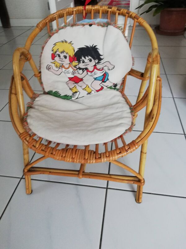Fauteuil enfant en rotin