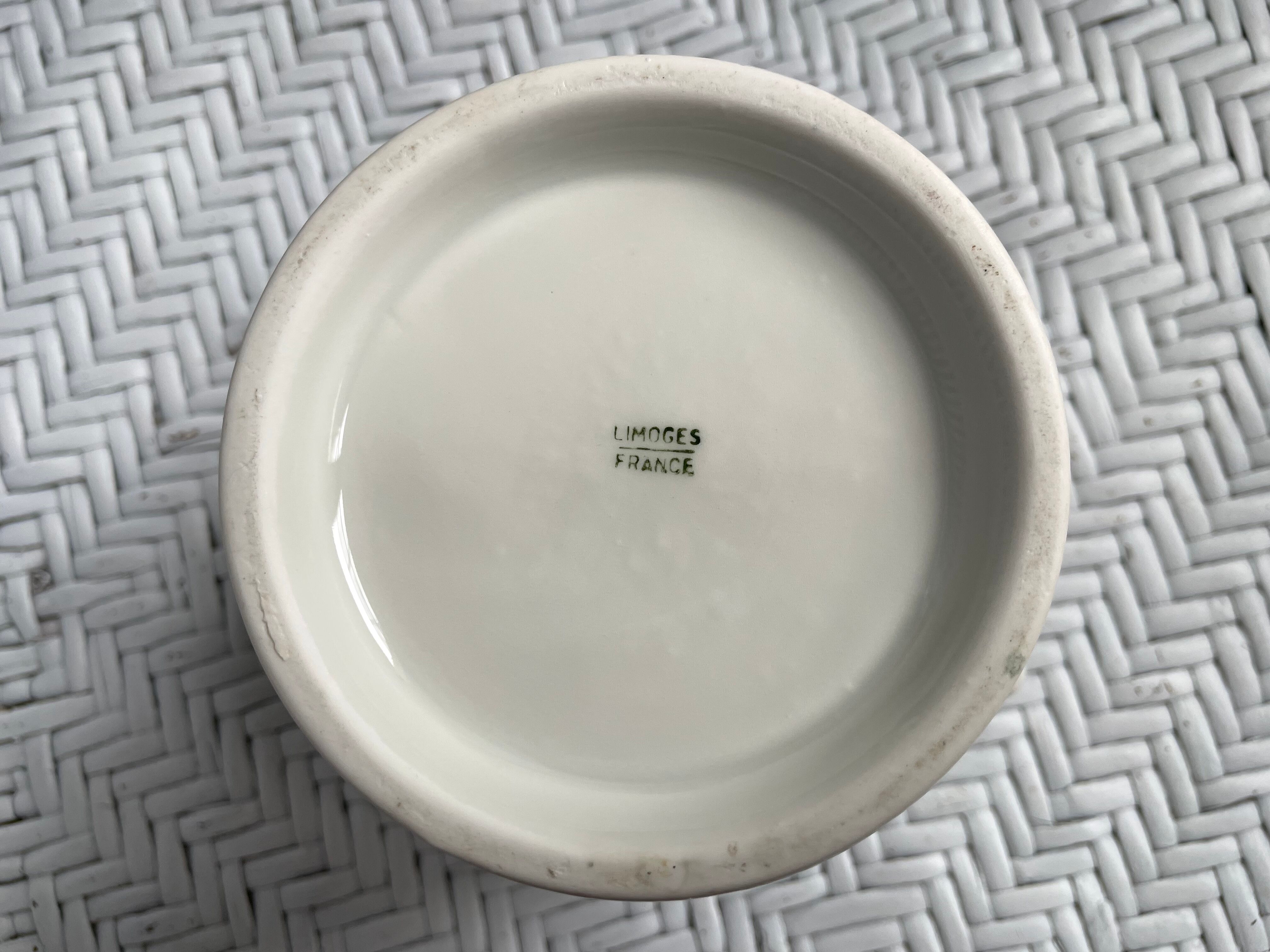 White porcelain pot cover limoges lion's head