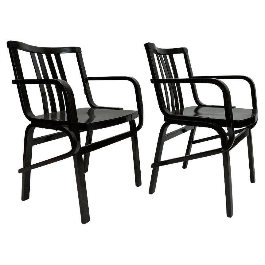 Fauteuils noirs de style milieu du siècle