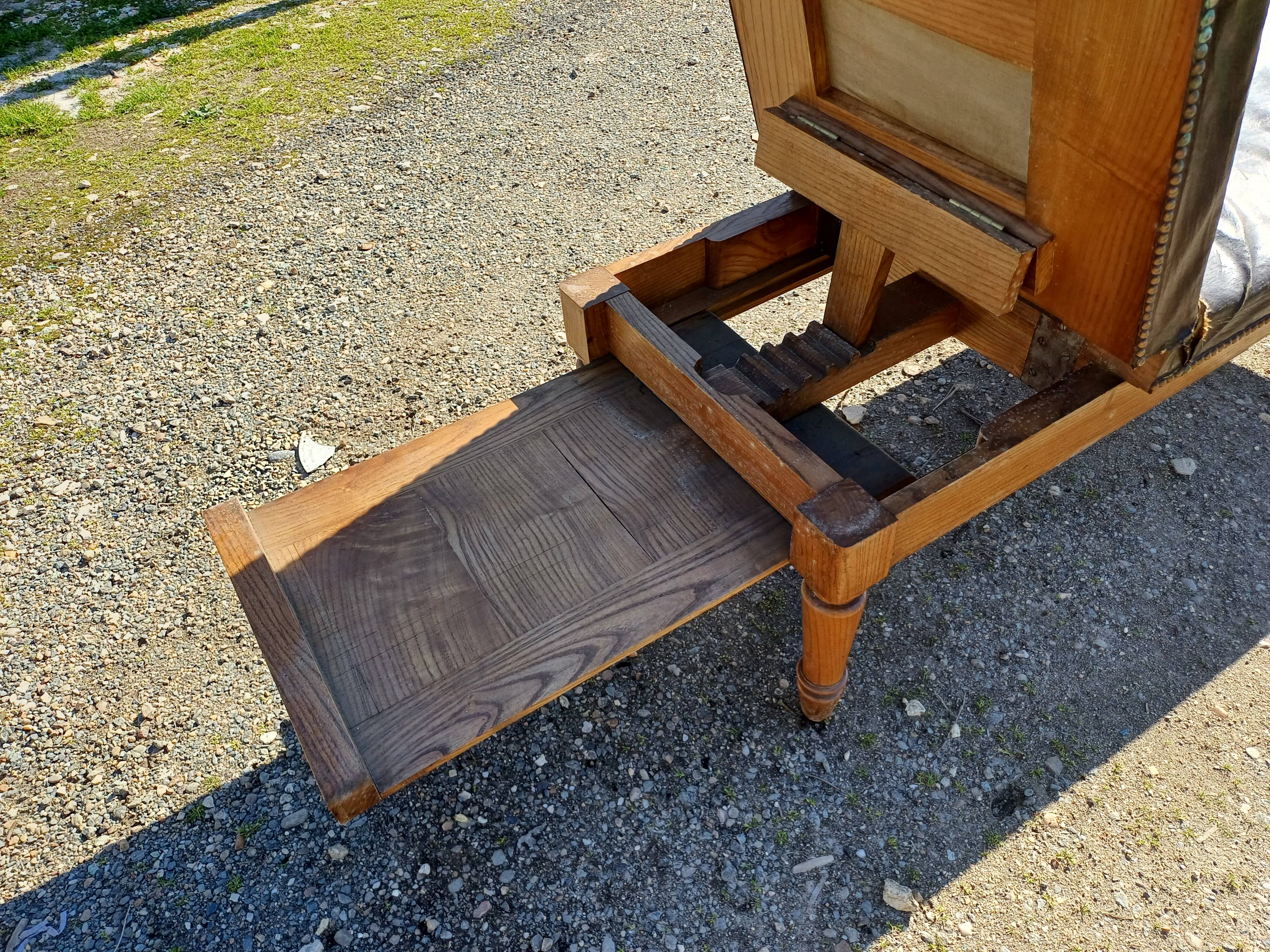 Doctor's bench oak and leather 19th