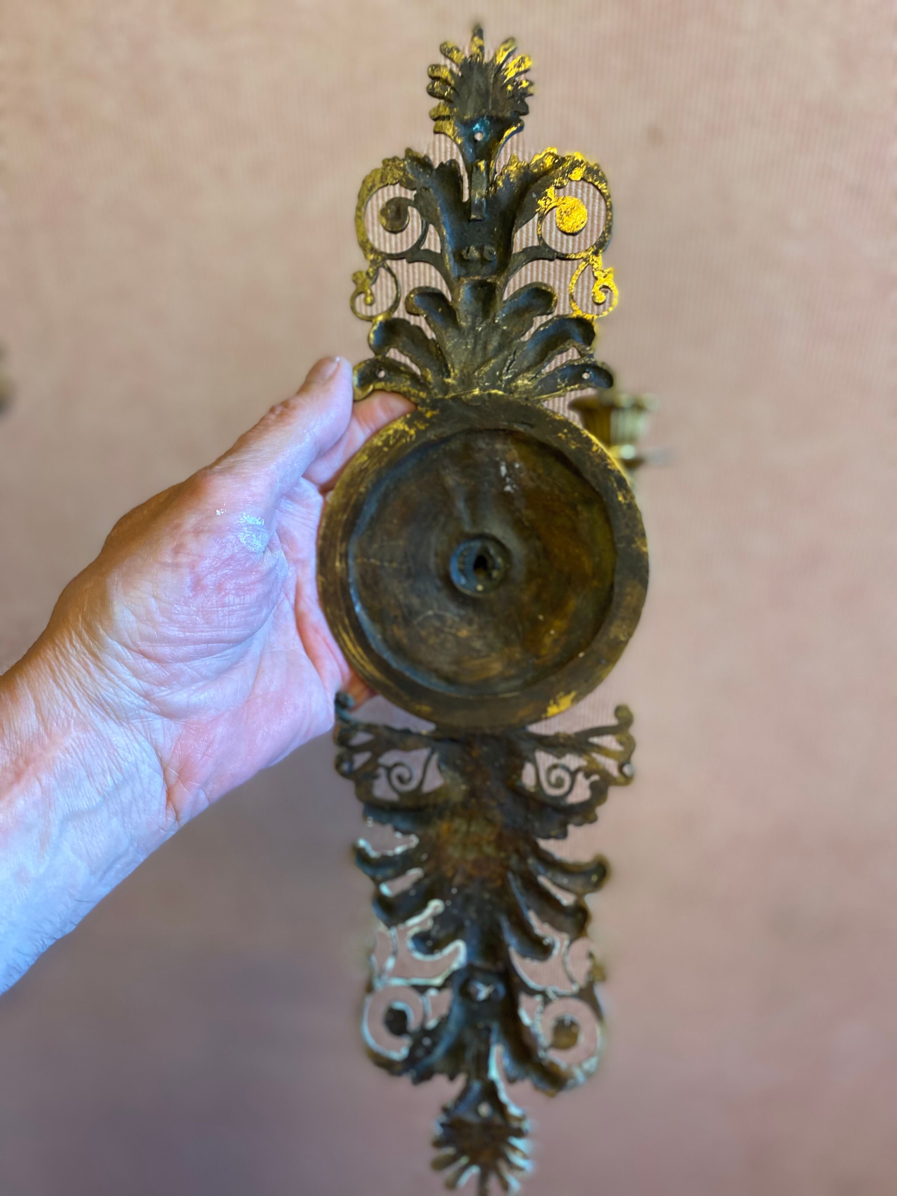 Pair of gilded bronze sconces, 2 burners, Restoration style.