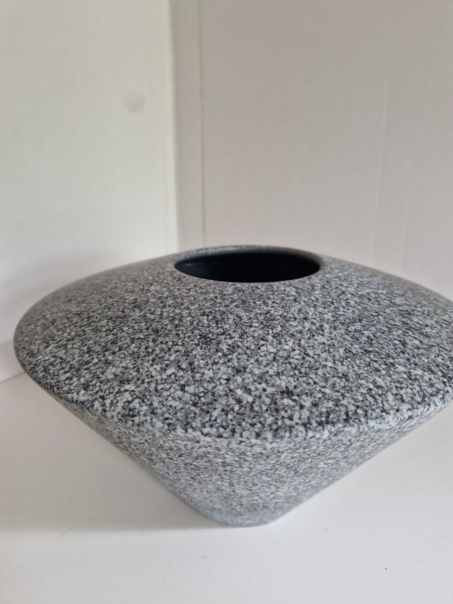 Vase Ovni Ufo Gris Moucheté Claude Dumas