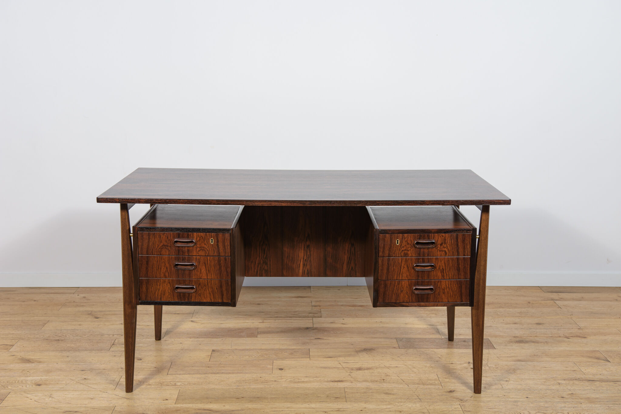 Mid-Century Rosewood Desk by Gunnar Nielsen Tibergaard for Tibergaard, Denmark, 1960s