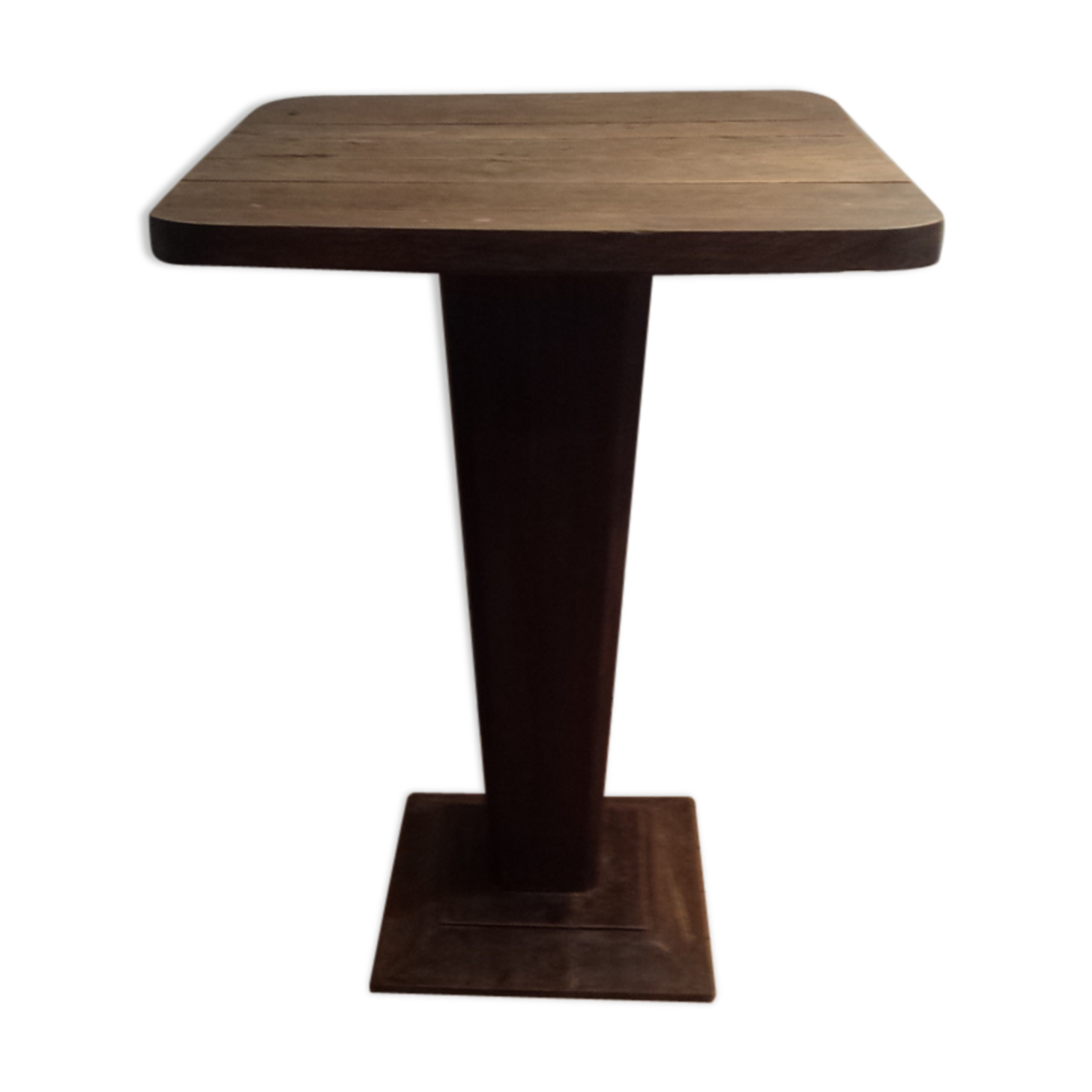 Spot like that wooden