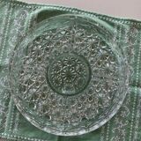Plat compartimenté en verre ciselé