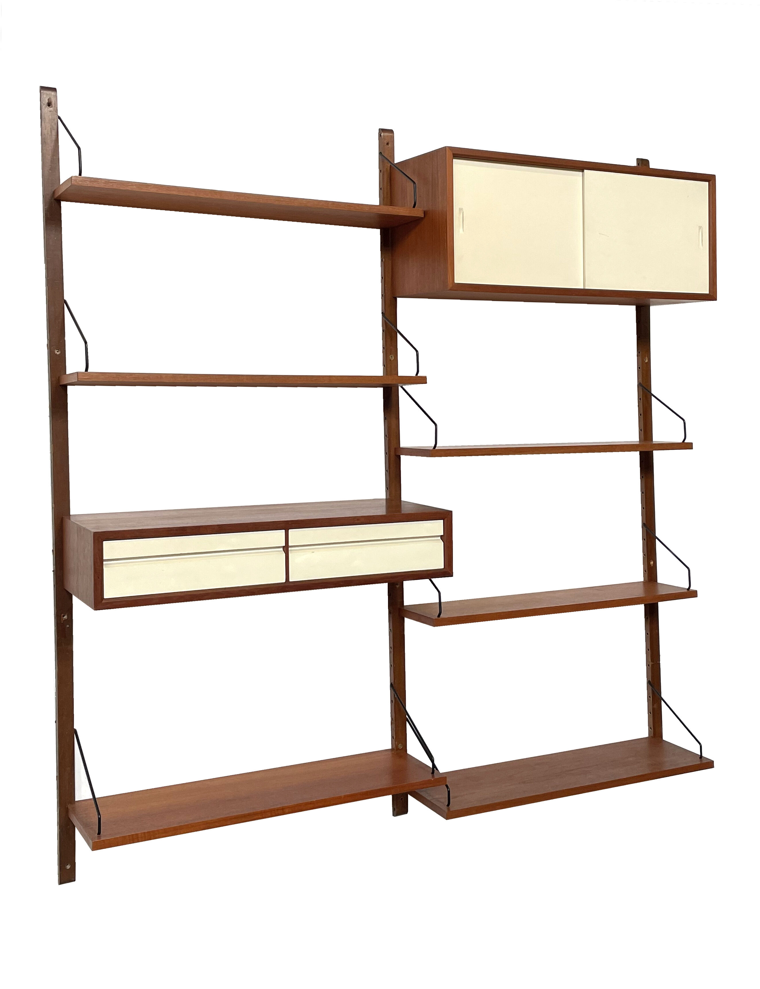 Poul Cadovius wall unit, Royal System