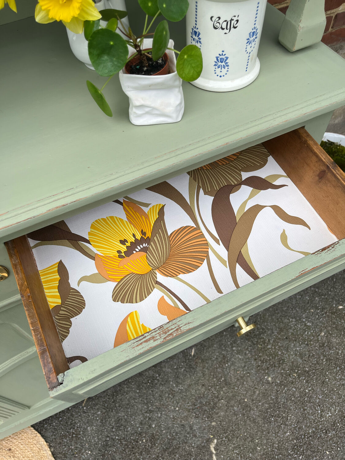 Art Deco Dresser Vert de Gris