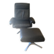 Fauteuil à dossier haut + Hocker en cuir par De Sede modèle DS-31