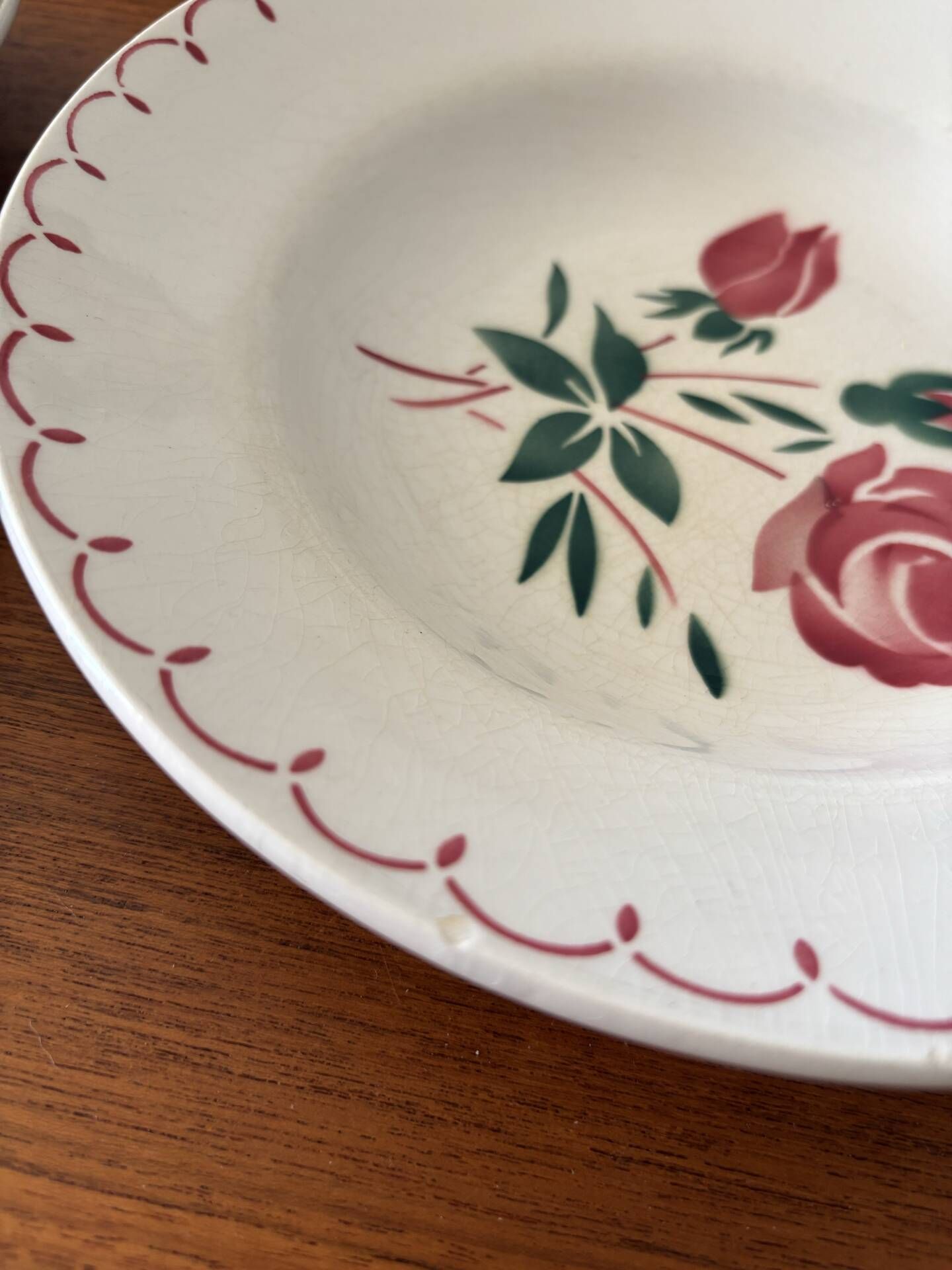 Set of 6 antique deep plates in earthenware • Red rose decoration