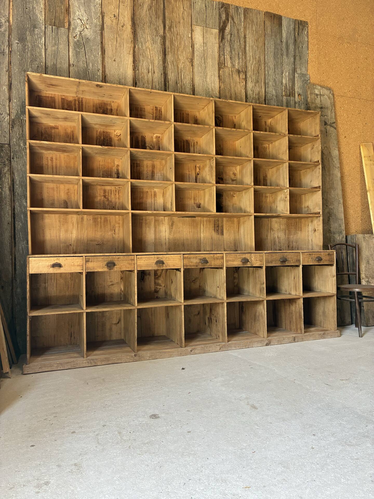 XXL workshop furniture