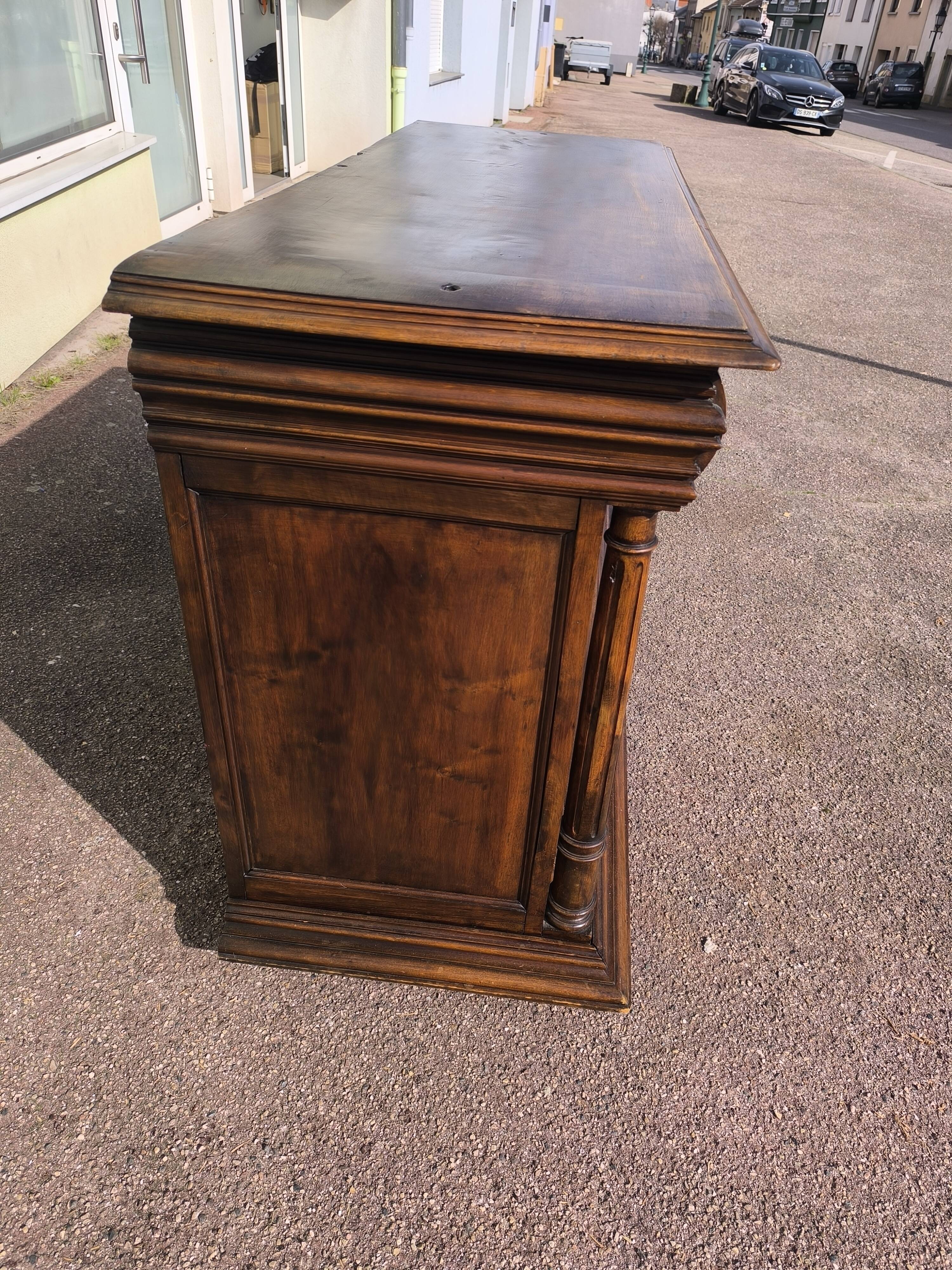 Buffet base Henri II