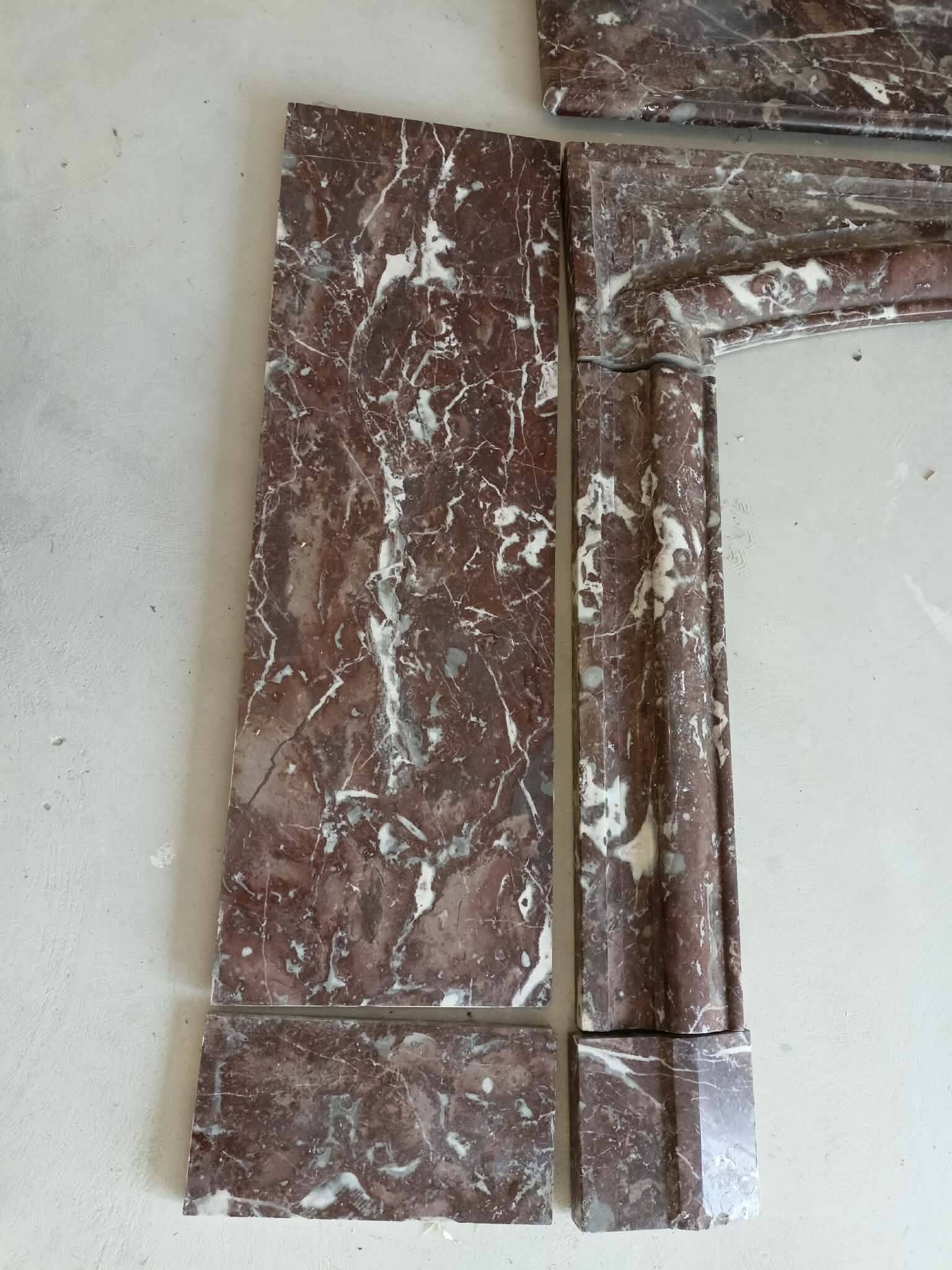 Antique veined red marble fireplace – 19th century