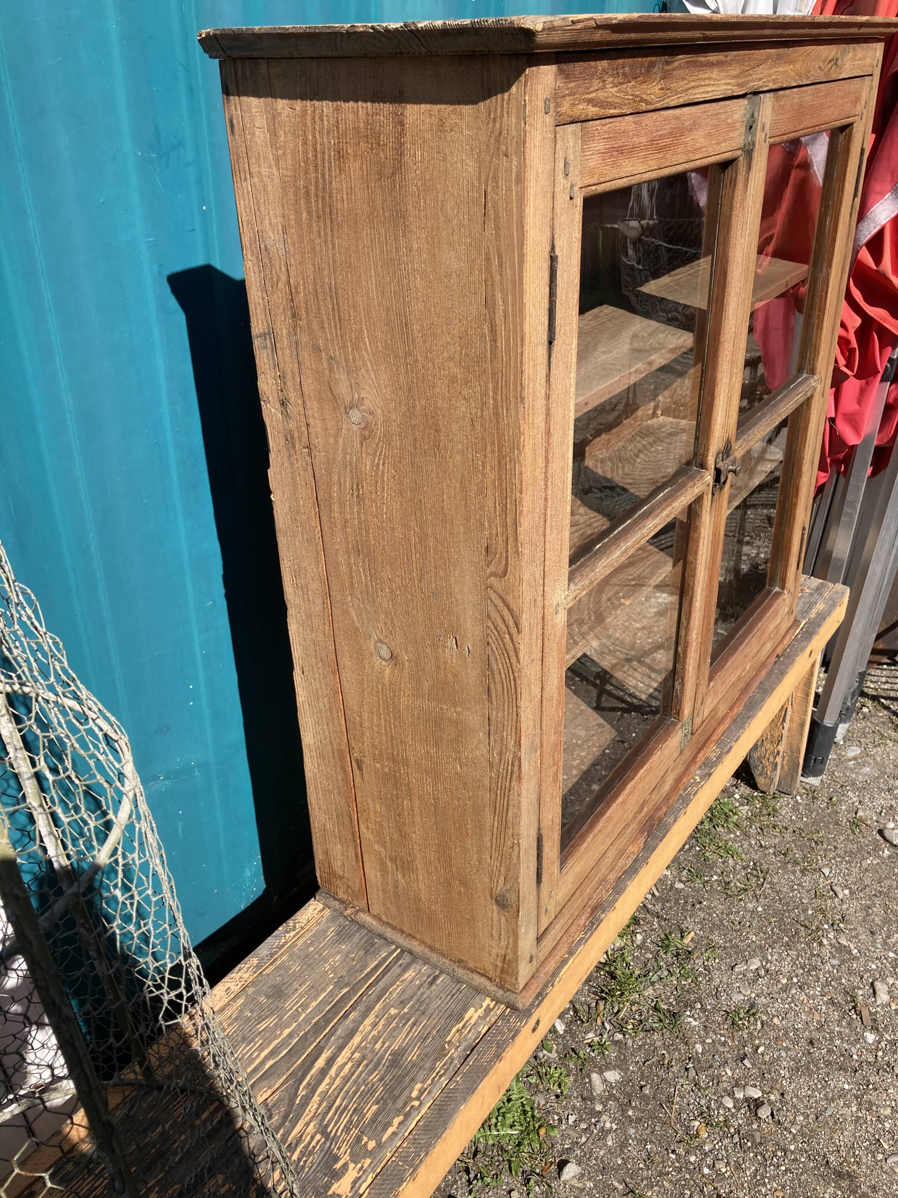 Natural wood window to be laid or hung