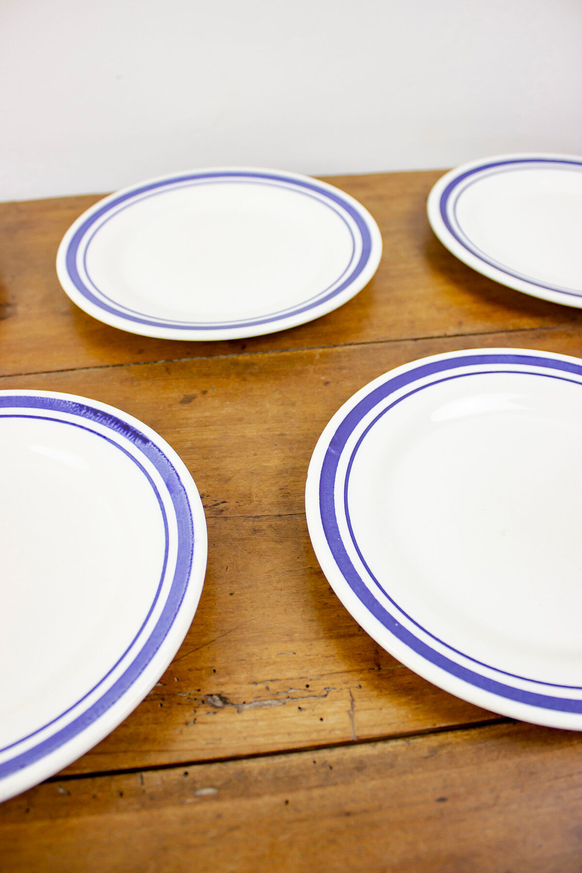 5 assiettes à dessert liseré bleu
