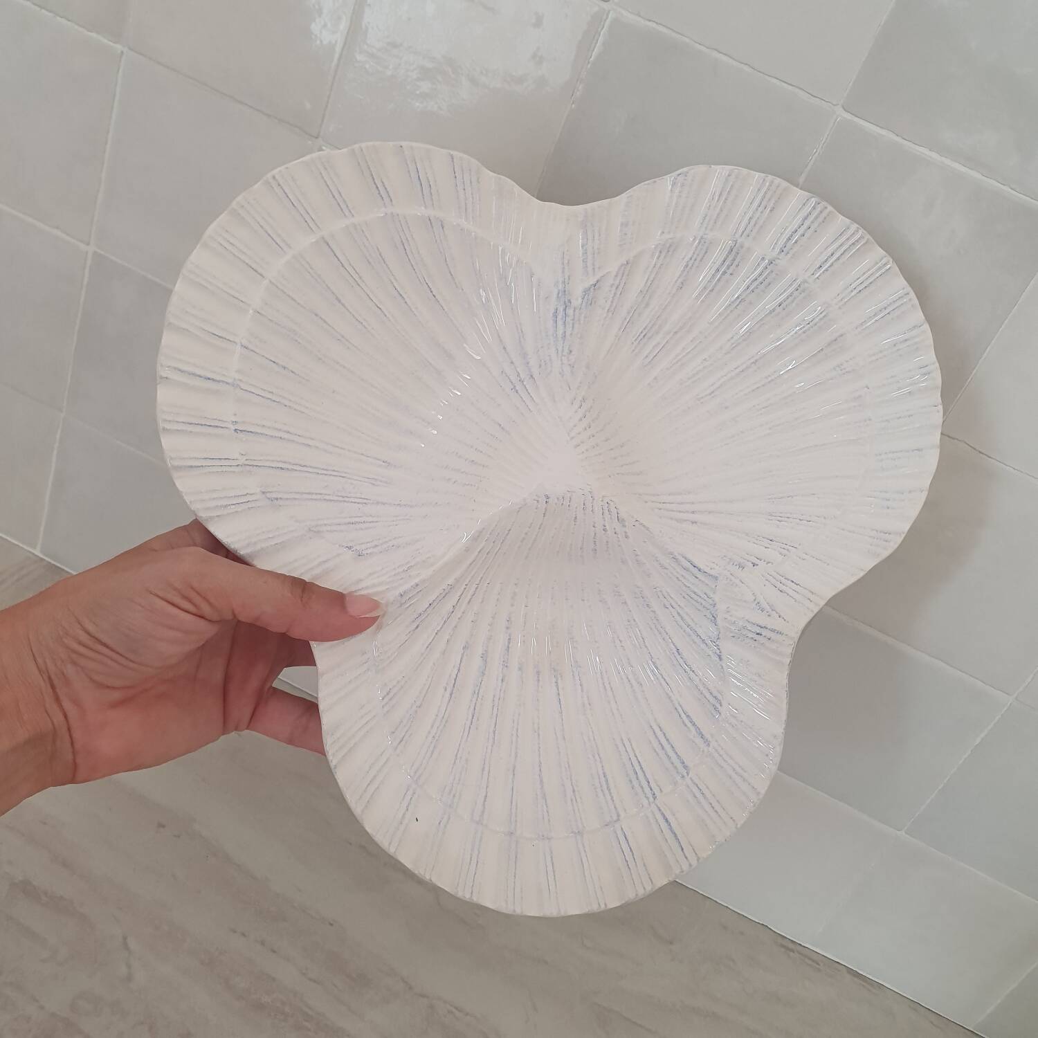 Caugant style 3 shell appetizer dish in Portuguese ceramic