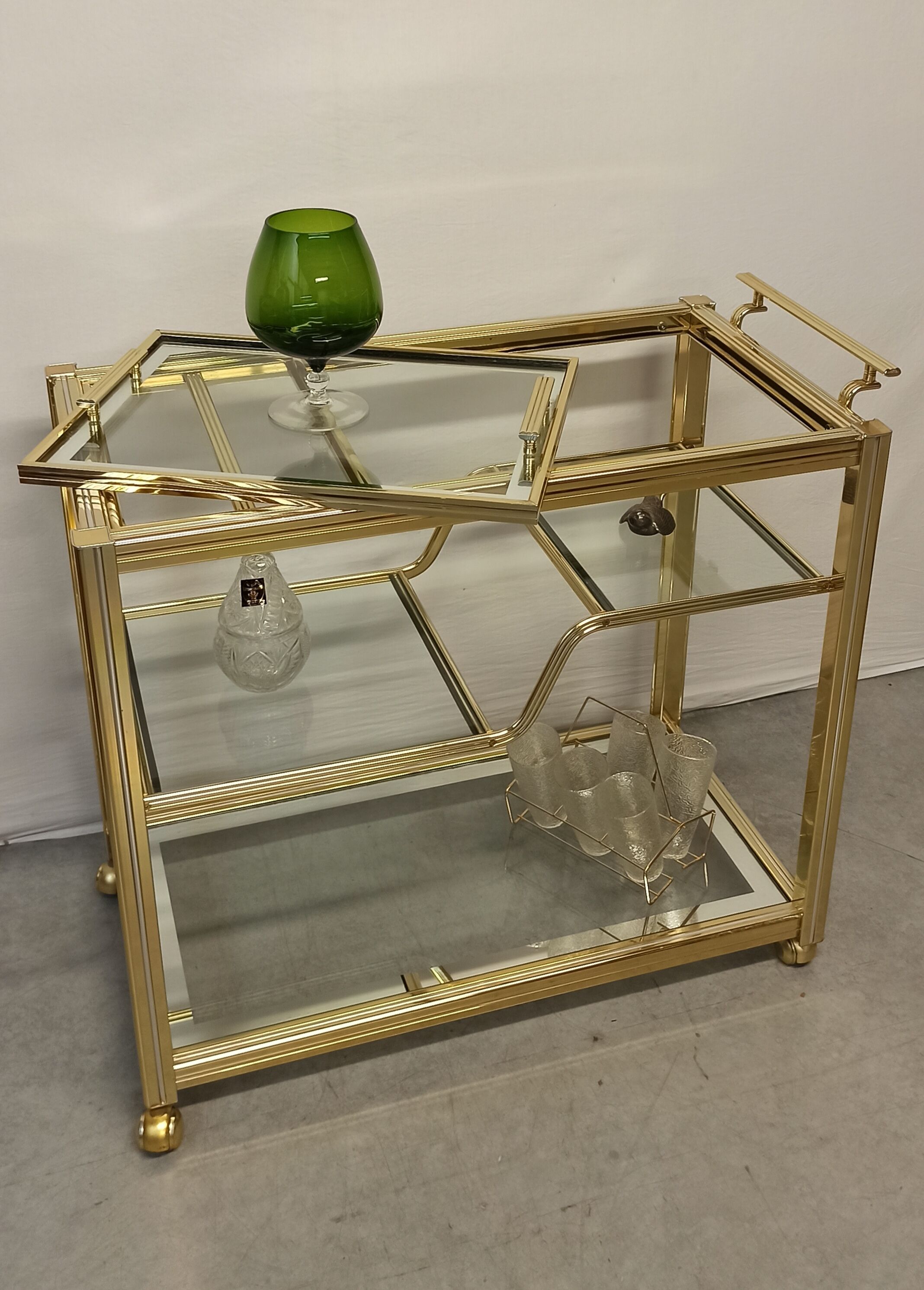 Vintage brass bar service