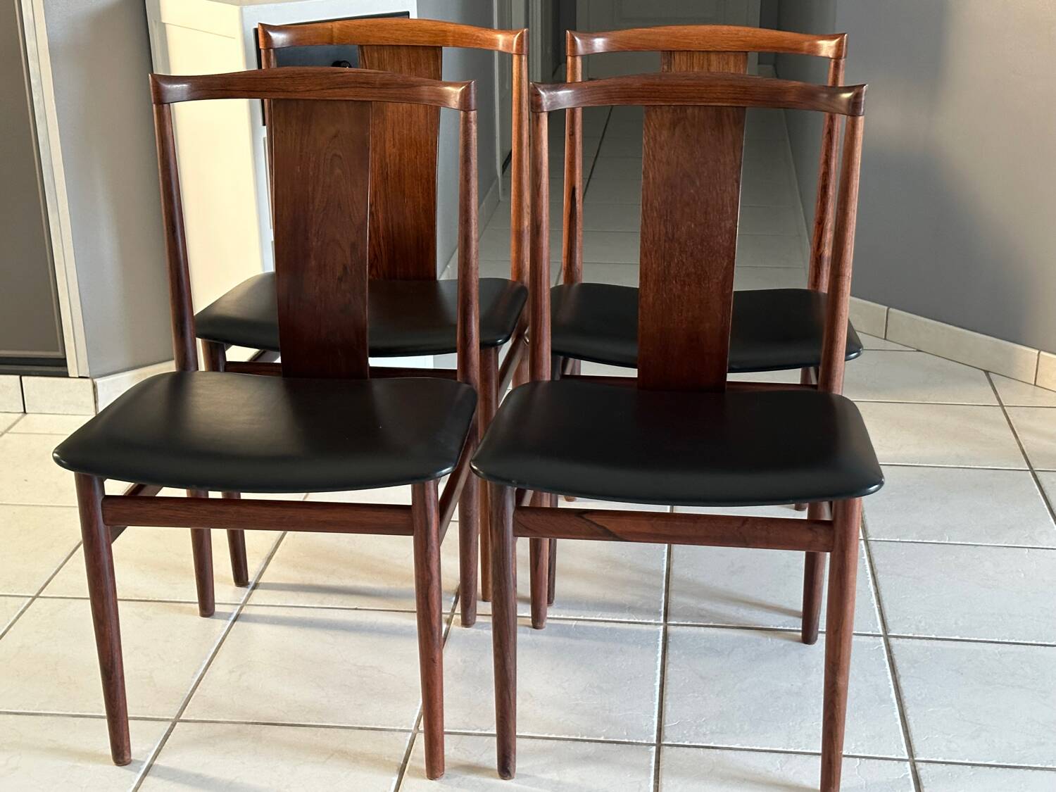 Set of 4 rosewood chairs designed by Henning Sorensen, Denmark, 1960.