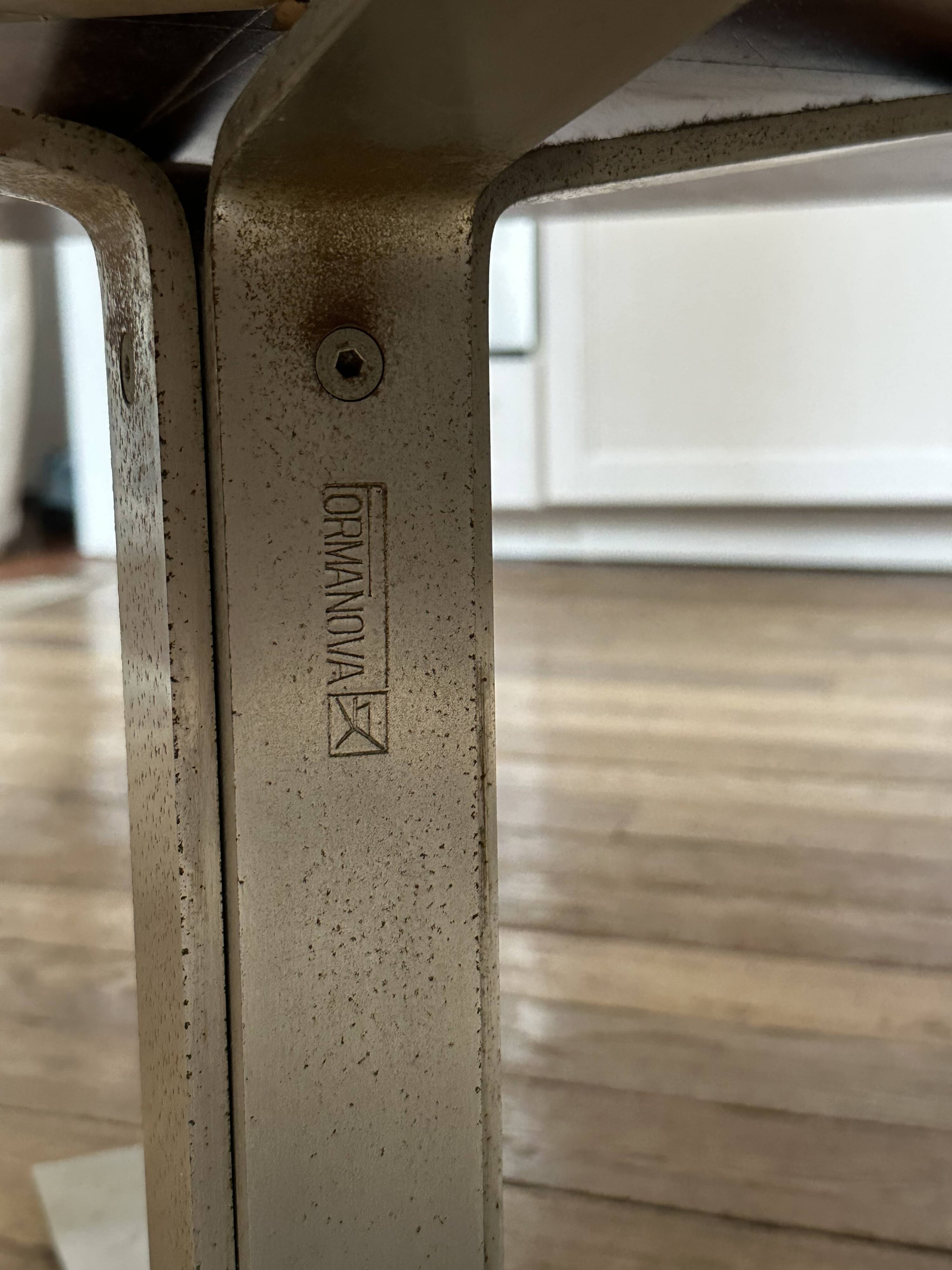 Italian coffee table signed Formanova