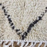 Handmade wool Berber rug 214 x 146 cm