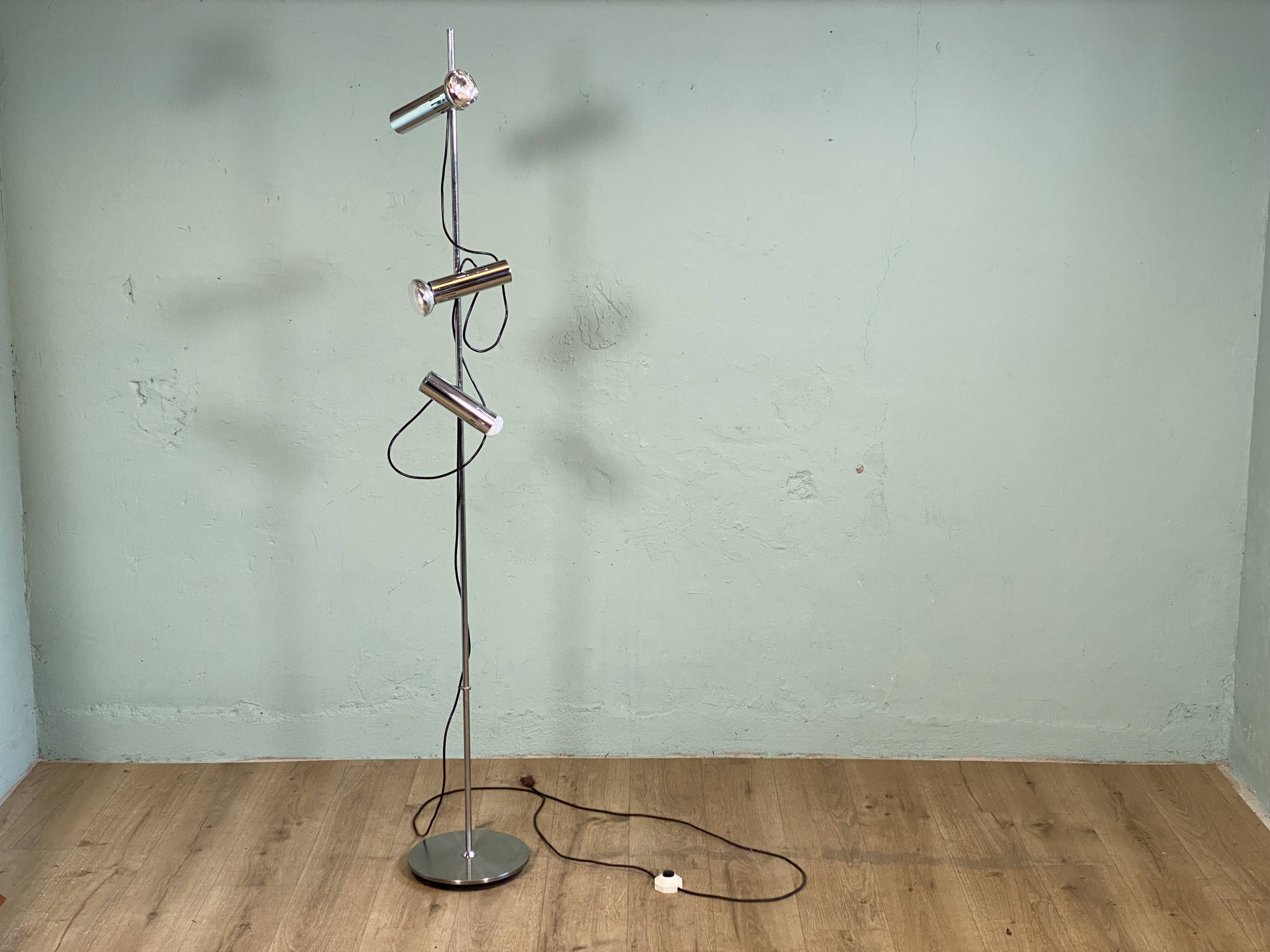 Lampadaire vintage design 70