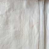 6 old towels 76.5 cm x 66.5 cm