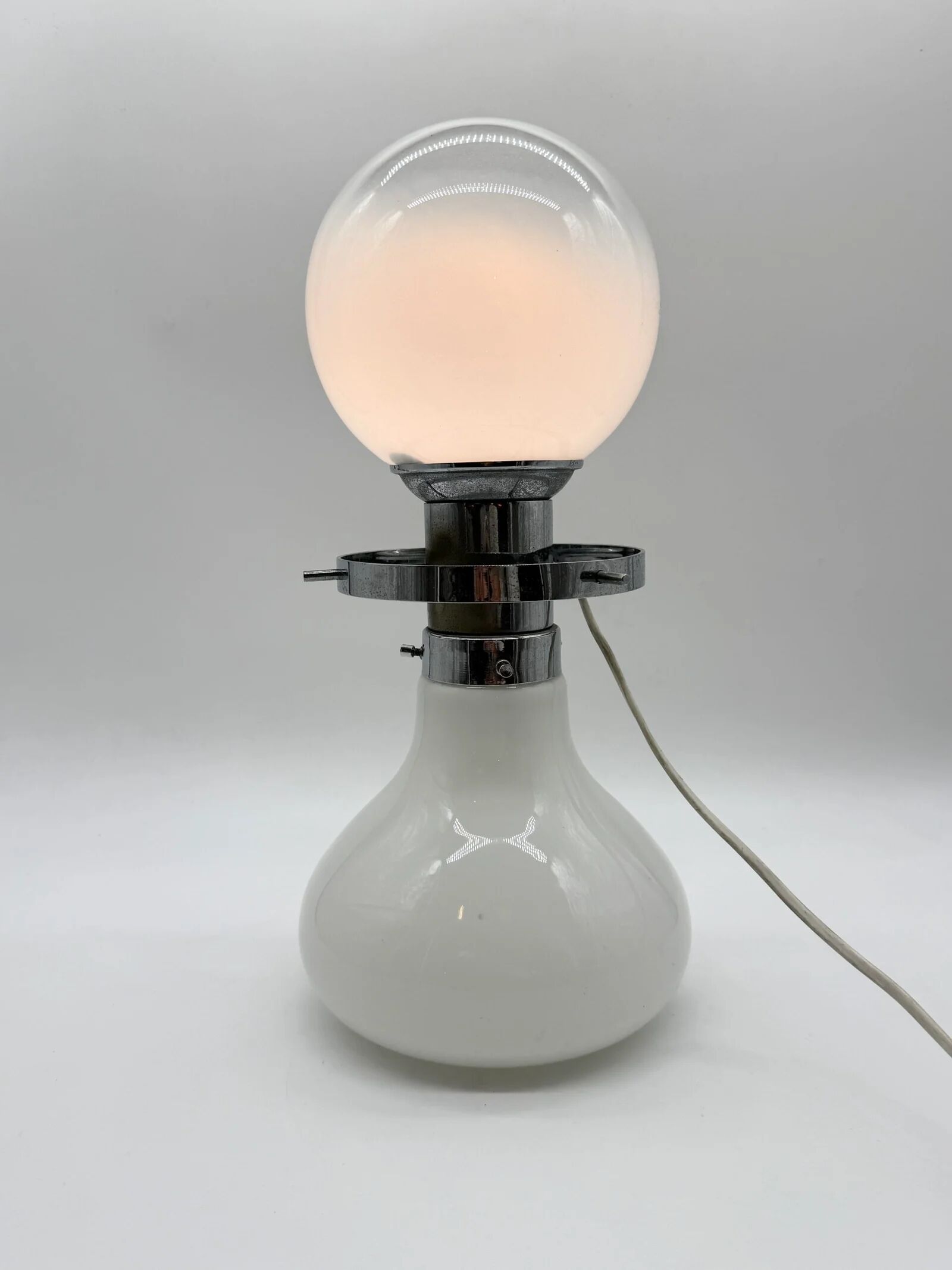 "Space Age" chrome table lamp, Italy 1970s