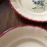 12 assiettes à dessert et leur plat de service décor de fleurs des champs