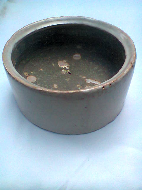 Trinket bowl in raku-yaki