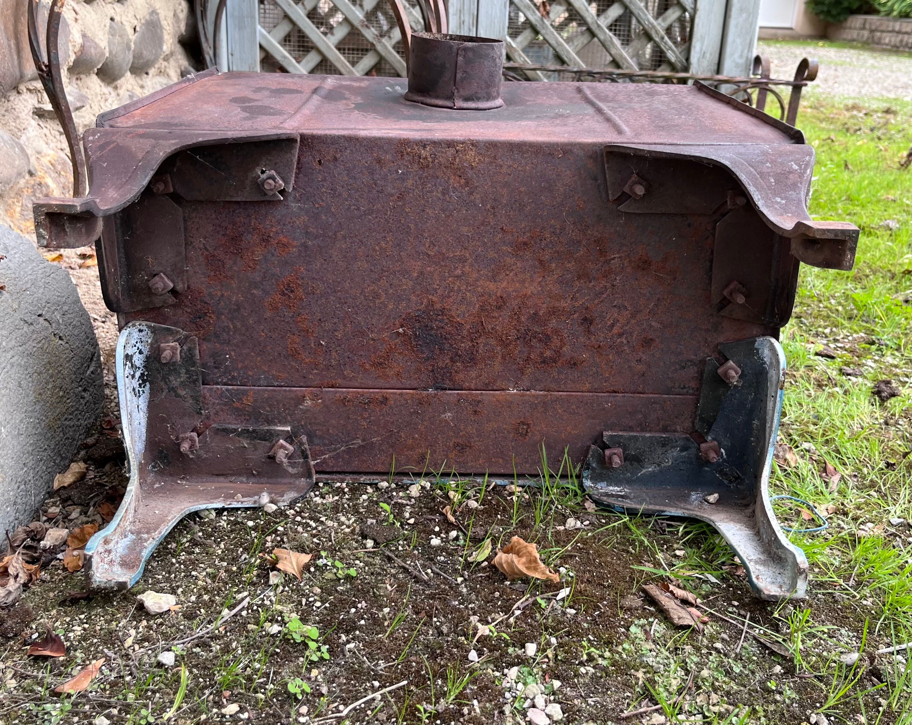 Mirus old stove