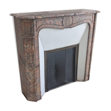 Pompadour fireplace in pink marble