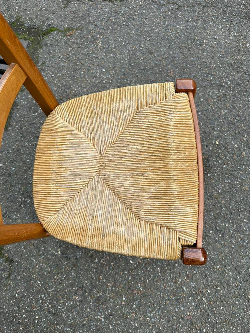 6 solid wood straw-seated Louis Philippe chairs, oak, 20th century.