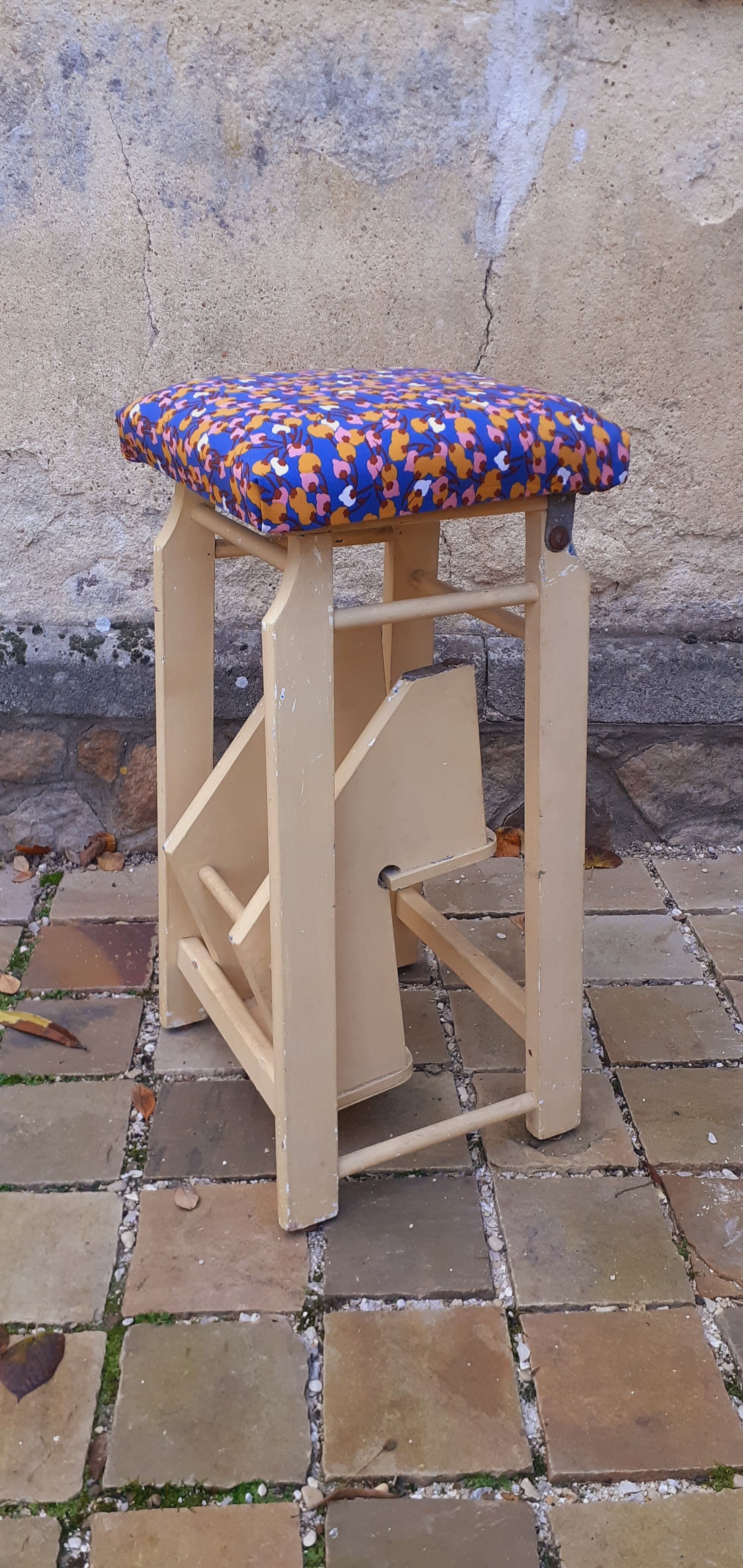 Wooden stepladder stool painted vintage 50s