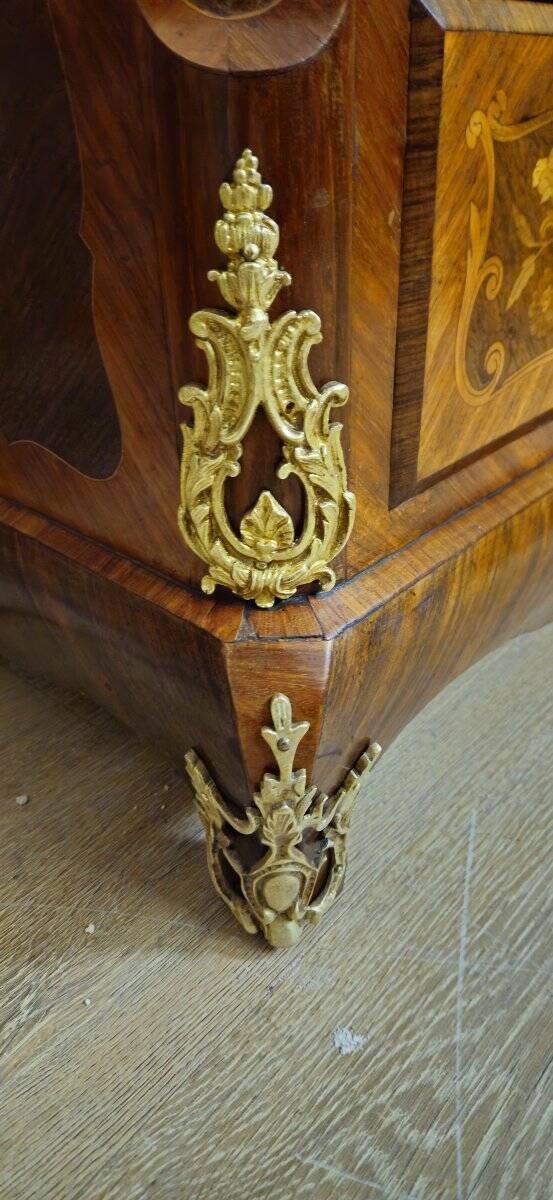 Secrétaire époque XIXeme / marqueterie de bois nobles – Style Louis XV