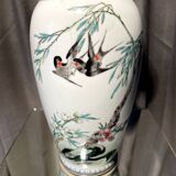 Pair of baluster vases with bird decoration in chinese porcelain