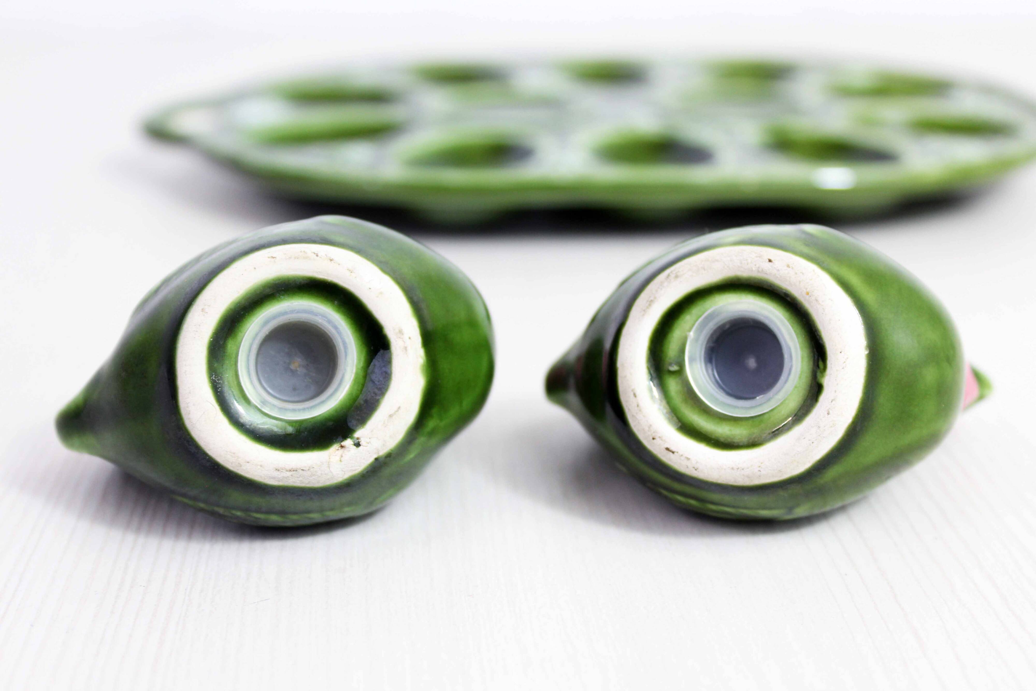 Salt and pepper earthenware egg set