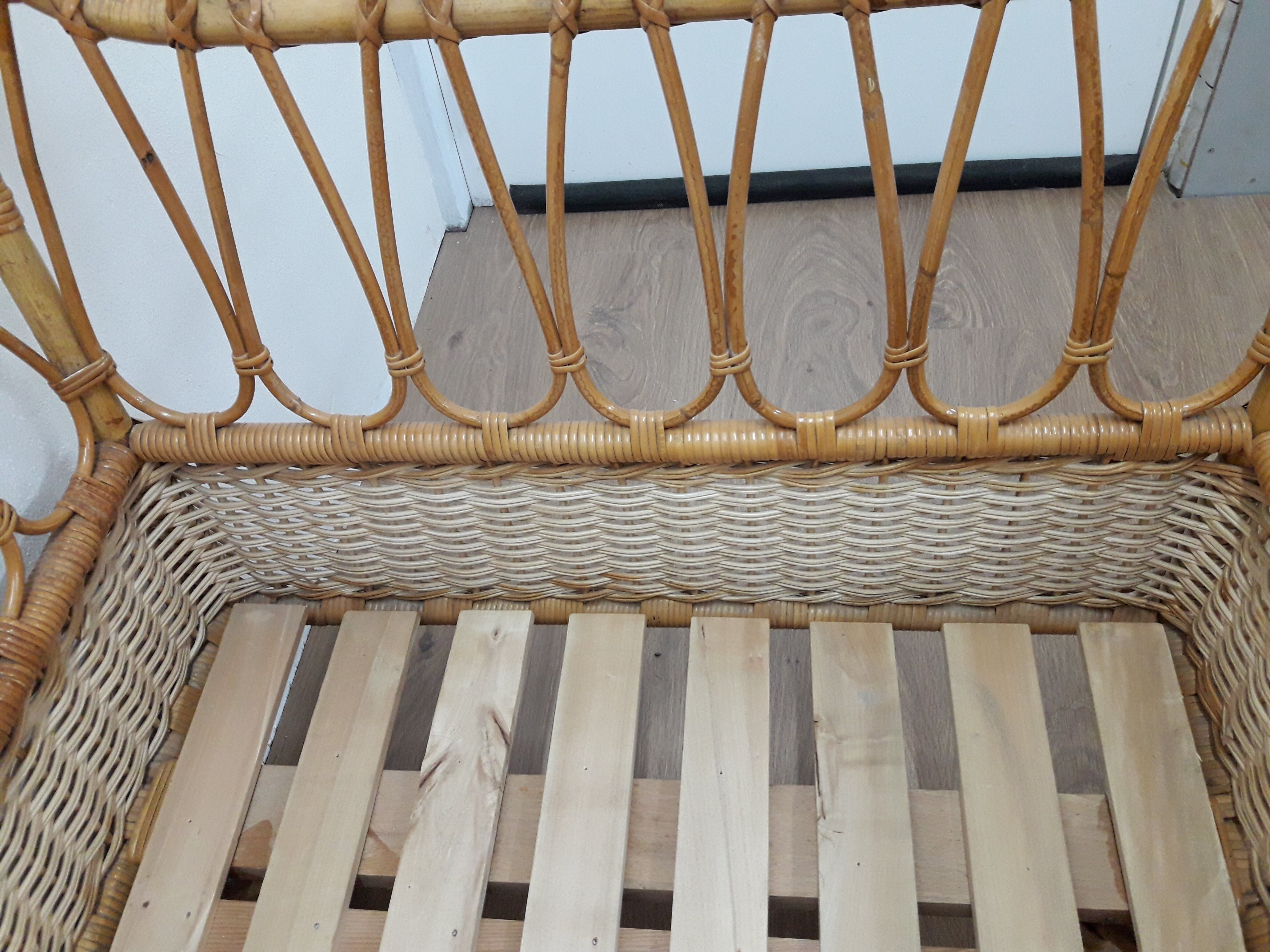 Bed child vintage rattan