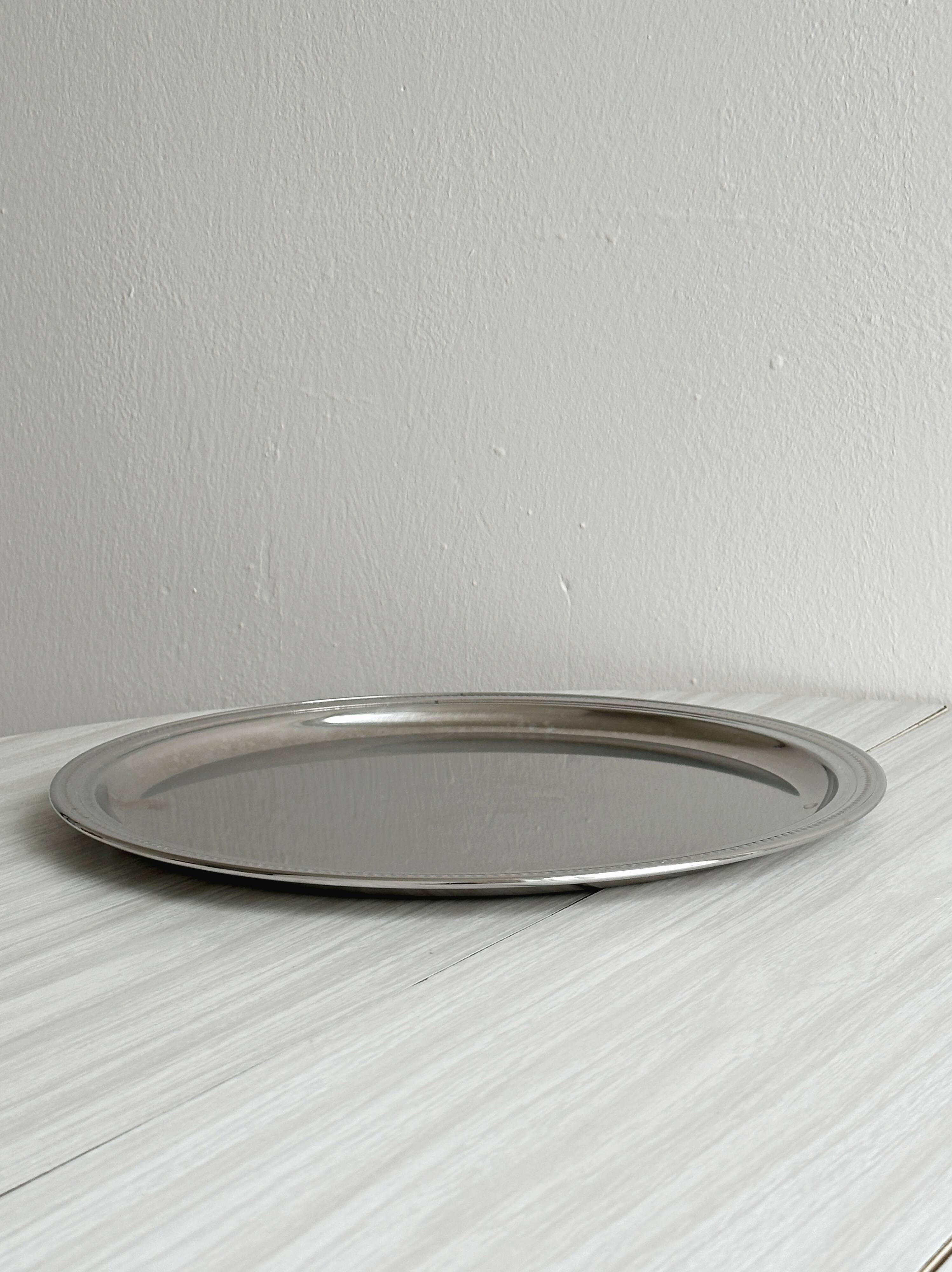 Round metal mirror tray