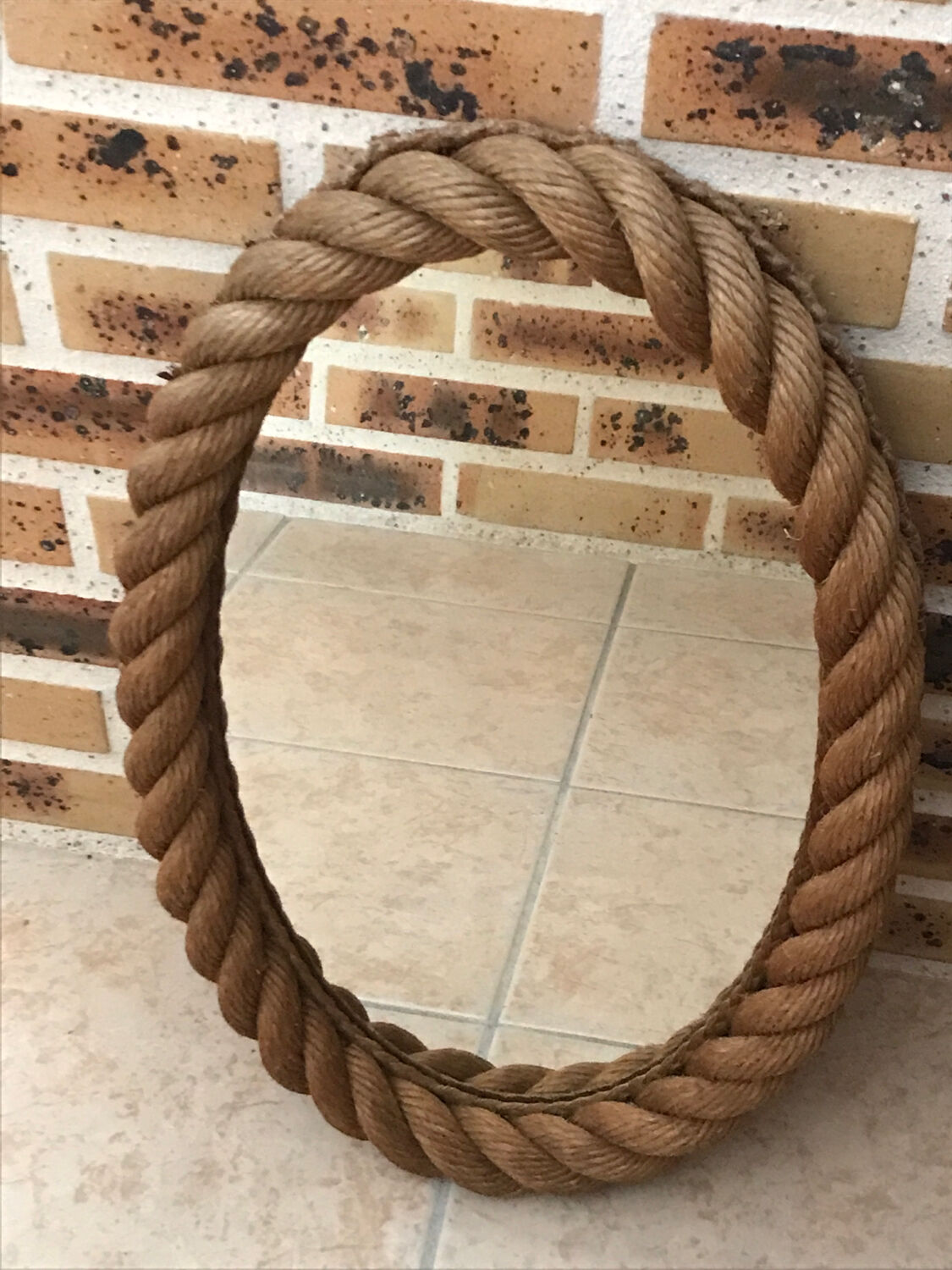 Oval rope mirror