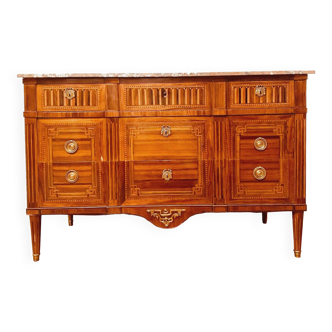 Louis XVI chest of drawers in 19th century veneer marquetry